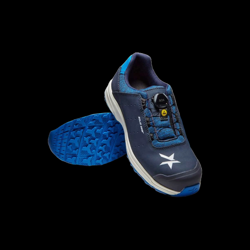 Blå löparskor med vit mellansula, blå yttersula och vit stjärna framtill.